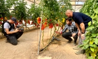 צילומי רשת התקשורת הבינלאומית TBN בערבה התיכונה